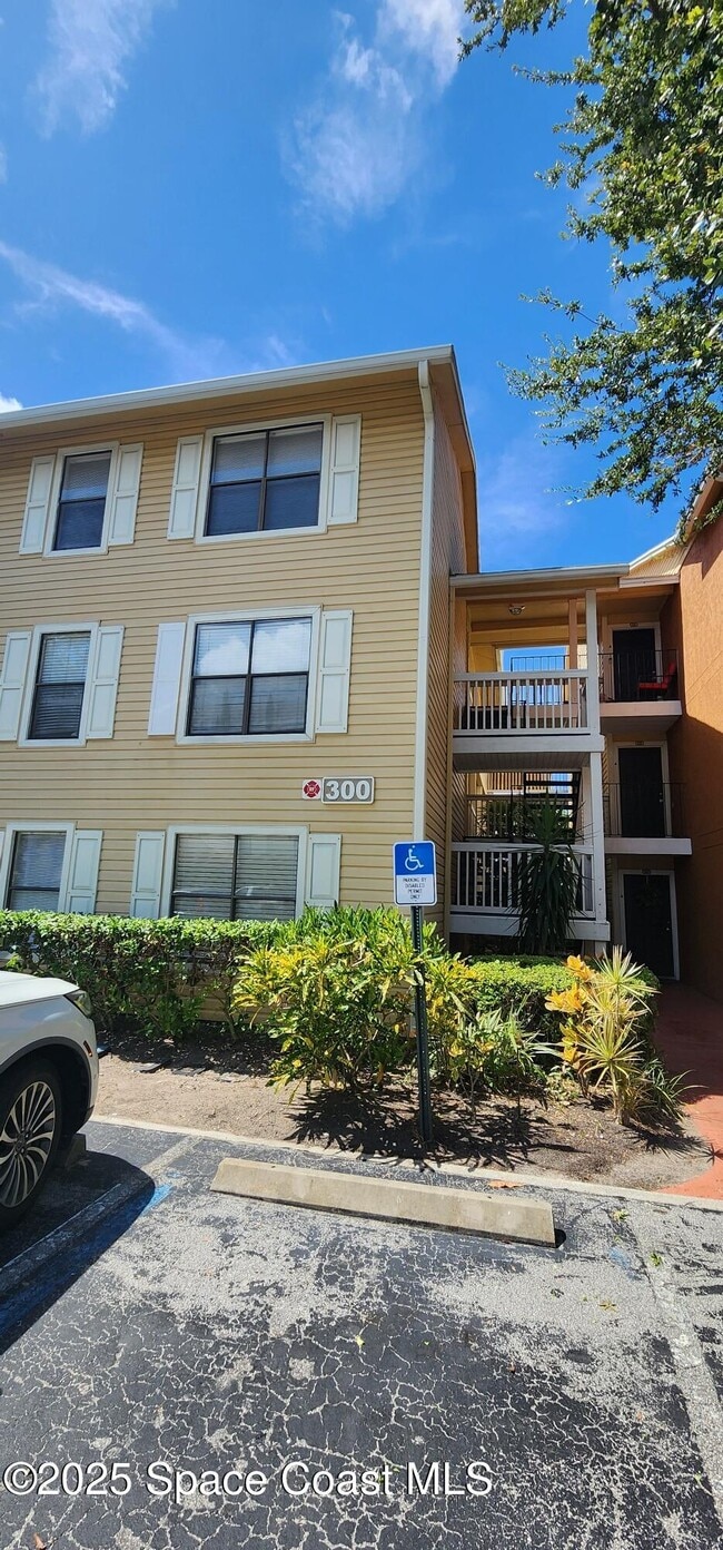 Building Photo - 225 S Tropical Trail Unit 309 Rental