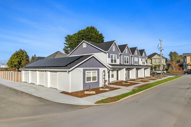 Photo - 721-711 11th St