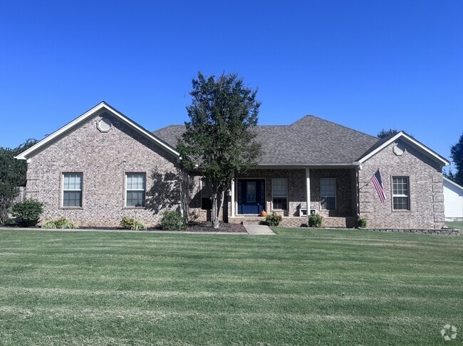 Building Photo - 29 Oak Crest Dr Rental
