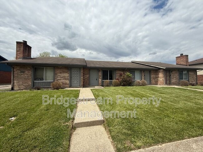 Building Photo - 1181 Redbluff Dr