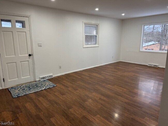 Photo - 59 Lakeview Dr