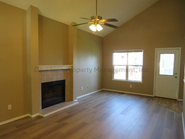 Photo - 3280 Richmond Dr