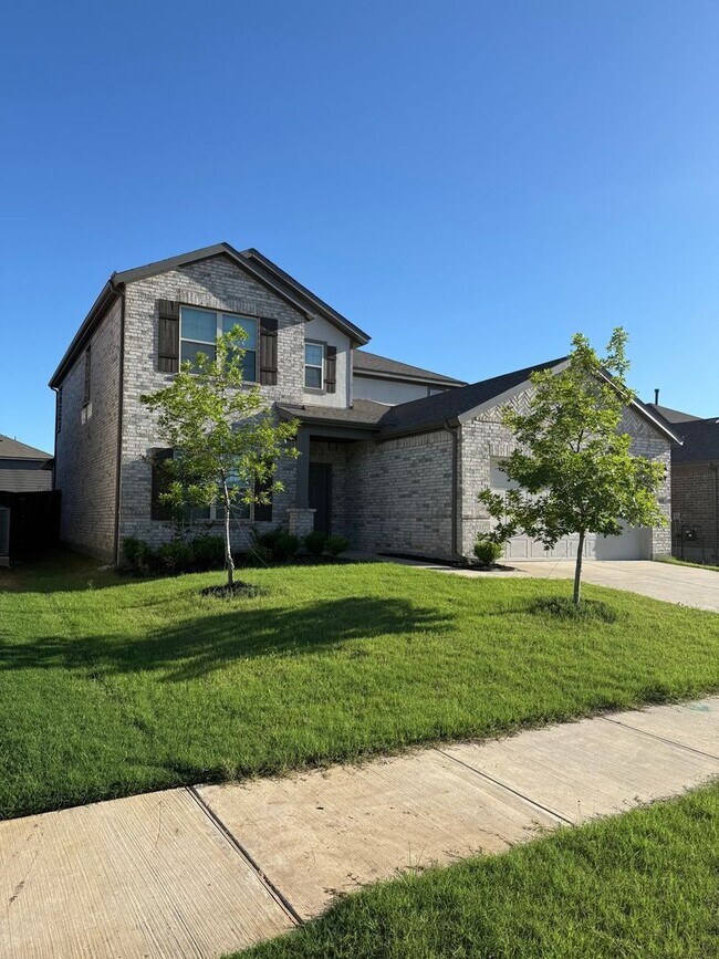 Photo - Spacious 5BR House in Pilot Point