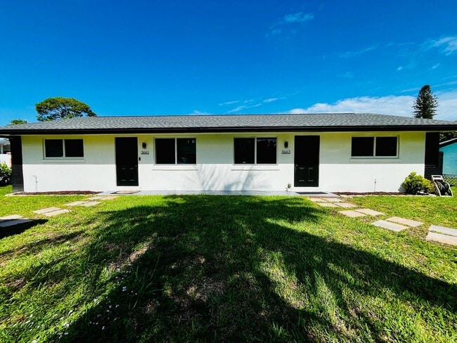 Building Photo - 3663 Laurette Ln Rental
