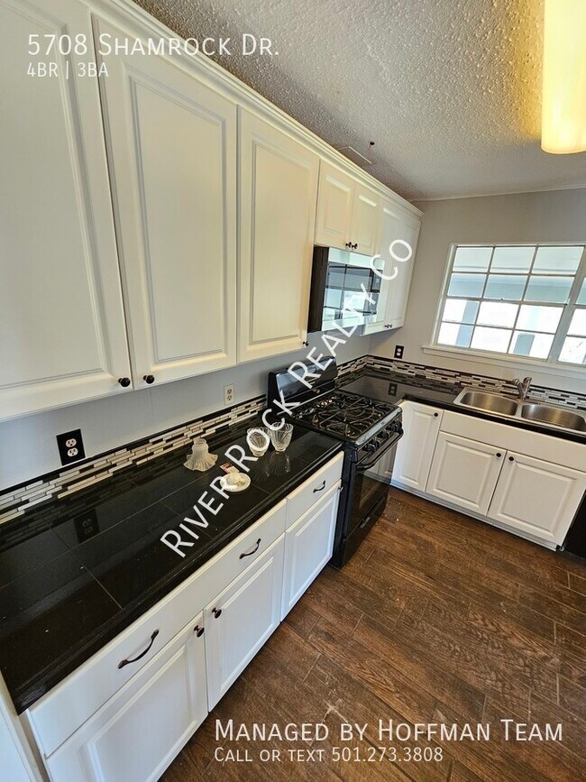 Photo - 5708 Shamrock Dr