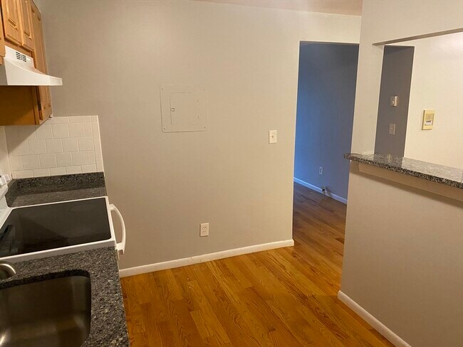 Photo - 55 Elmwood Ave Unit 16