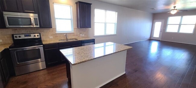 Photo - 412 Drystone Trail