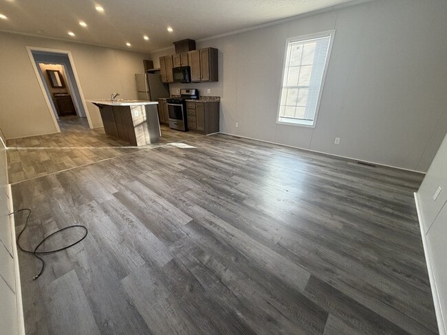 Photo - 38124 Ducharme Dr