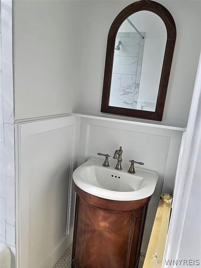 Photo - 54 3rd St