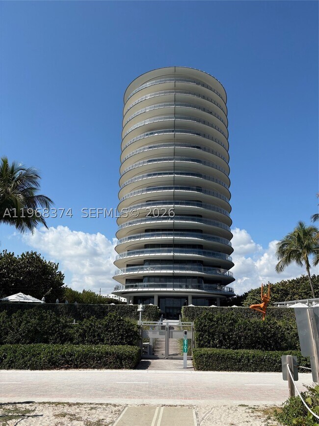 8701 Collins Ave Unit 803