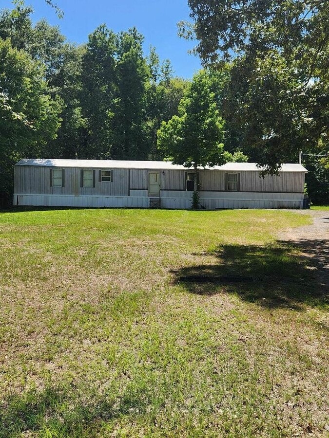 Recently remodeled mobile home in the country - Recently remodeled mobile home in the country