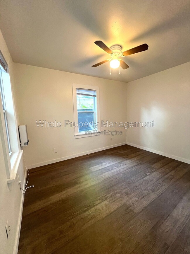 Photo - 4205 S Lincoln St