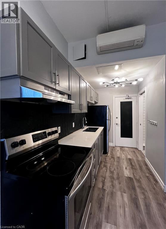 Photo - 295 James St N Unit 1