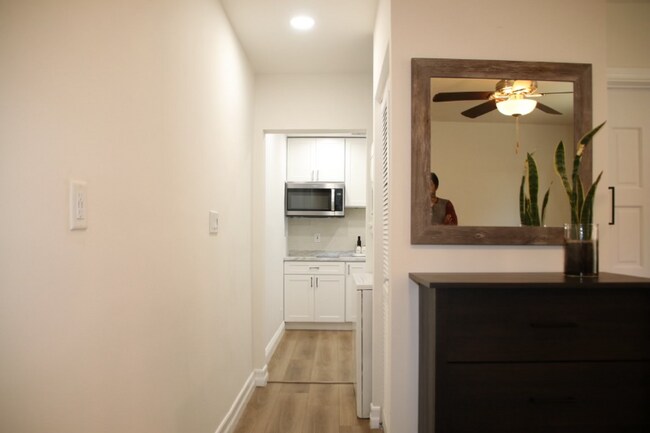 Photo - 28102 Montereina Dr