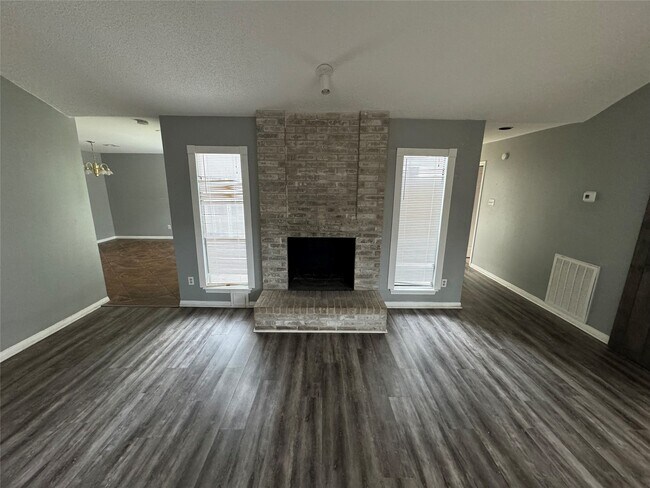 Photo - 2923 Ashford Trail