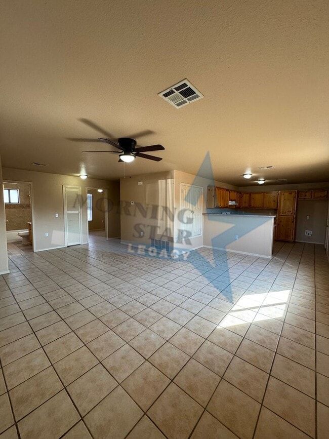 3 bed in a convenient location - 3 bed in a convenient location House
