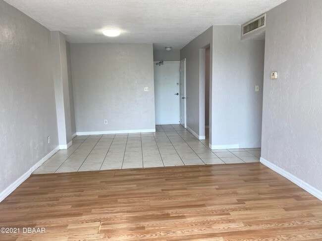 Photo - 732 N Halifax Ave Unit 202