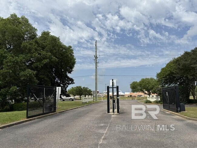 Photo - 2651 S Juniper St