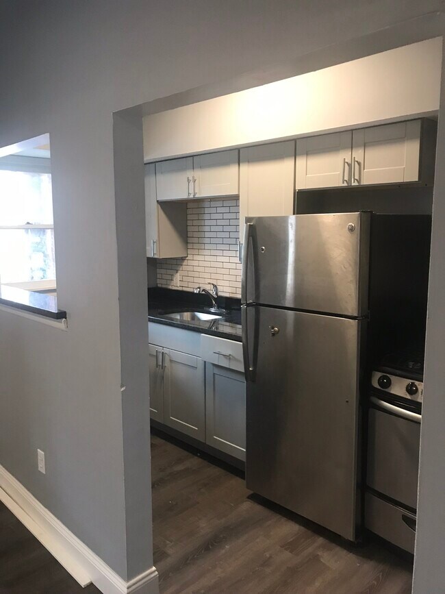 Building Photo - 3812 Pier St Unit 1 Rental
