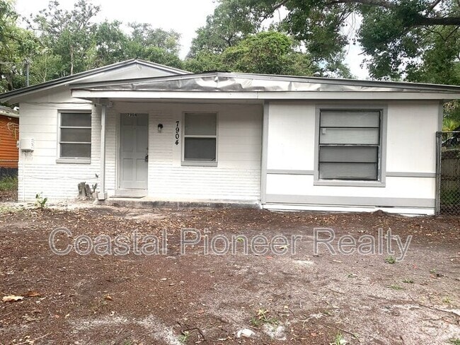 Building Photo - 7904 N Marks St Rental