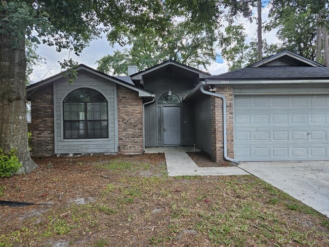 Building Photo - 3939 Hunters Lake Cir W Rental