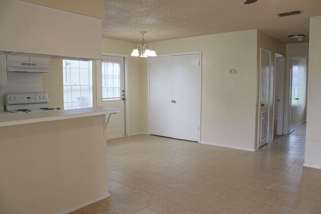 Photo - 2-Bedroom Duplex in Edison