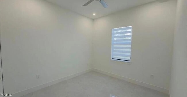 Photo - 1236 Damen St E