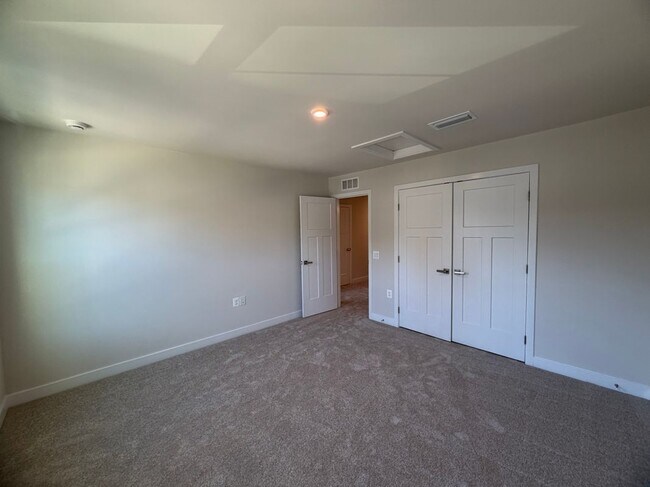 Photo - 18347 Centennial Cir