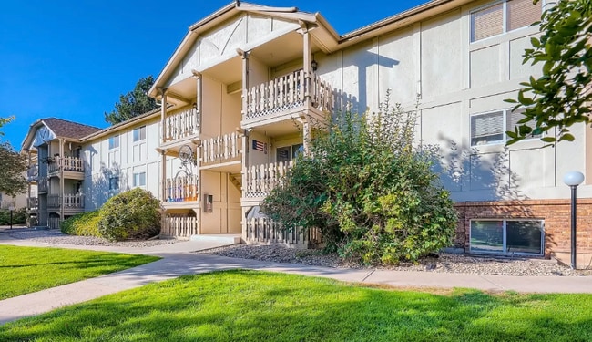 Photo - 1024 E Swallow Rd Unidad c333