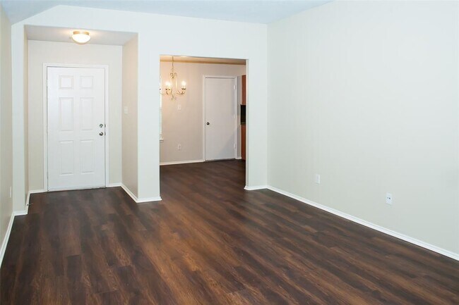 Photo - 2119 Timur Way