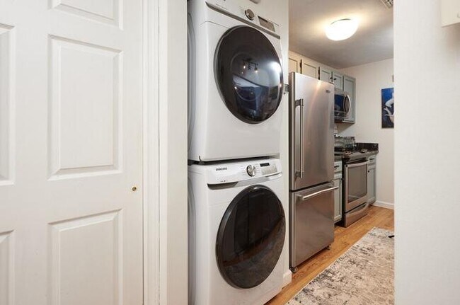 Building Photo - Worcester