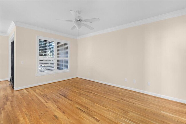 Photo - 3777 Peachtree Rd NE Unit 1529
