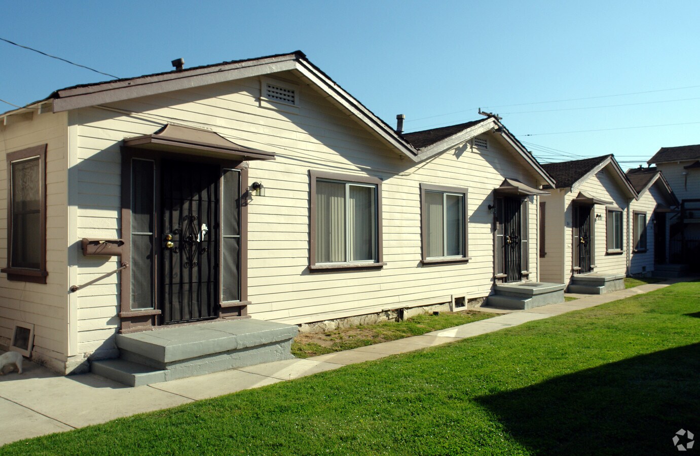 Photo - 810-810.5 Myrtle Ave