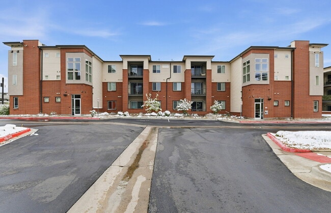 Building Photo - $1,640.95, 2-bed, 2-bath condo located in Aurora. Unit #108