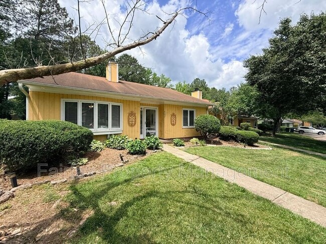 Building Photo - 107 Perriwinkle Pl