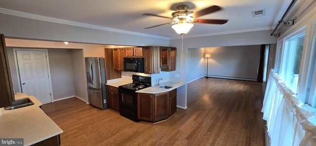 Photo - 4807 Woods Wharf Rd