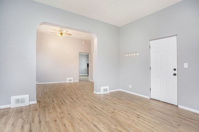 Photo - 1449 Quarry Ave NW Unit Apt 1