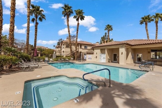 Photo - 8501 W University Ave Unidad 2077