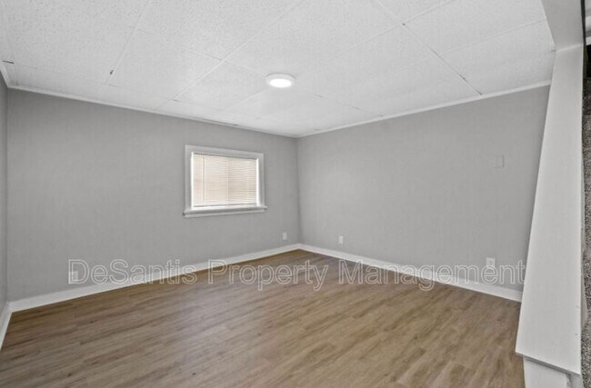 Photo - 2701 Oakely Way