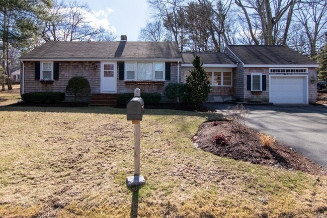 Building Photo - 98 Hillcrest Dr