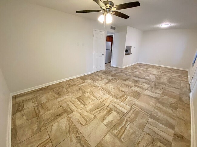 Photo - Willows Apartments Unit A1