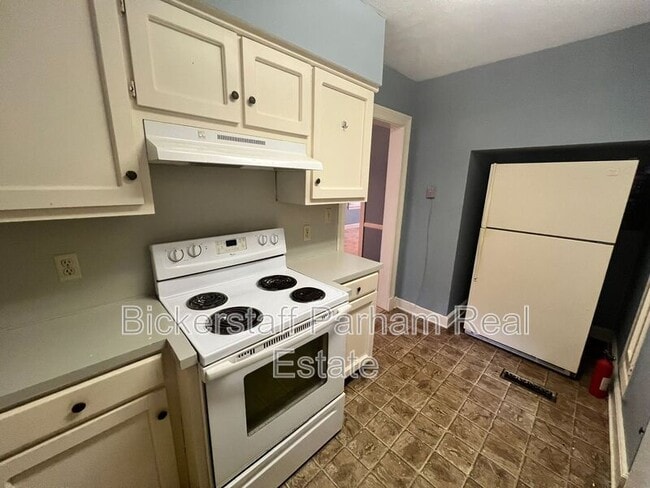 Building Photo - 1230 10th St Unit B Rental