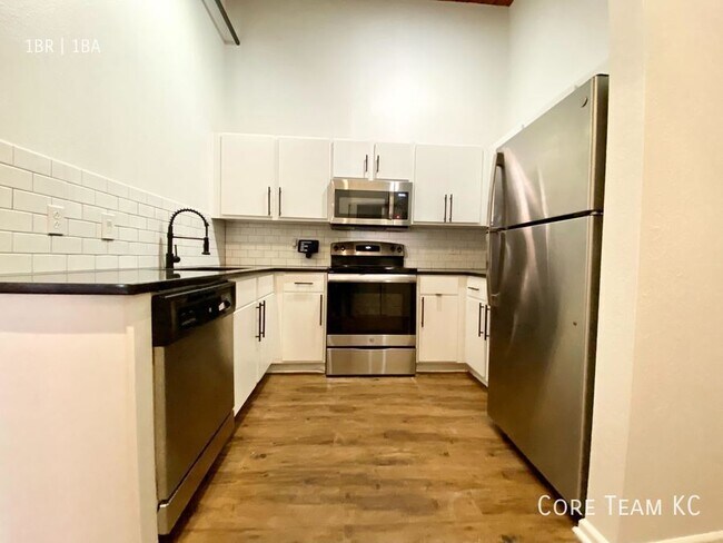 Photo - 202 W 5th St Unit 401
