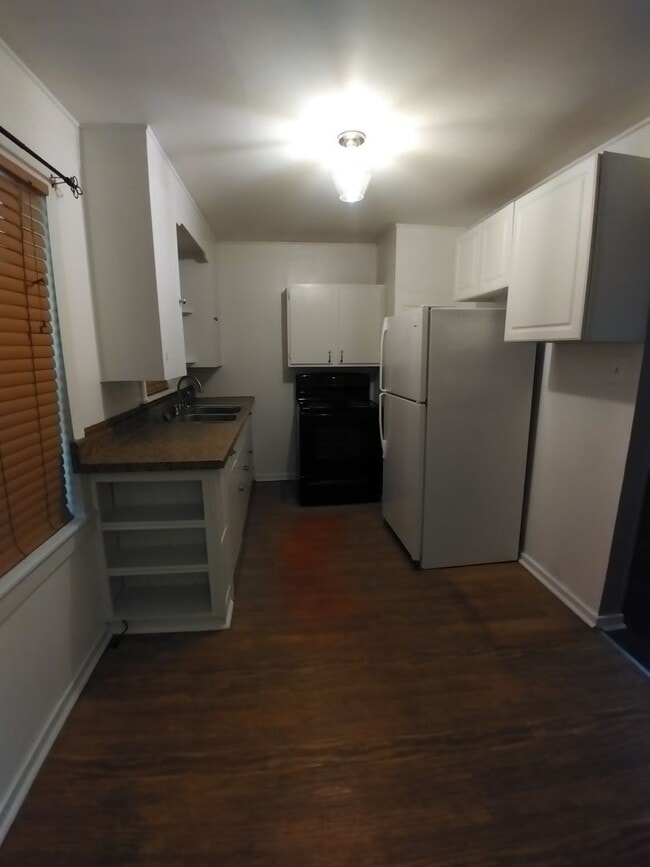 Photo - 1122 Virginia St