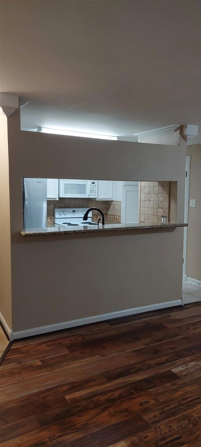 Photo - 3500 Tangle Brush Dr Unit 128