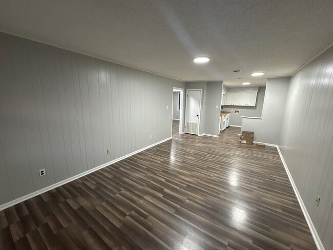 Photo - 207 Highland St