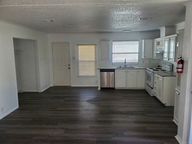 Photo - 11806 Greenglen Dr