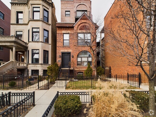 Building Photo - 632 W Barry Ave Rental