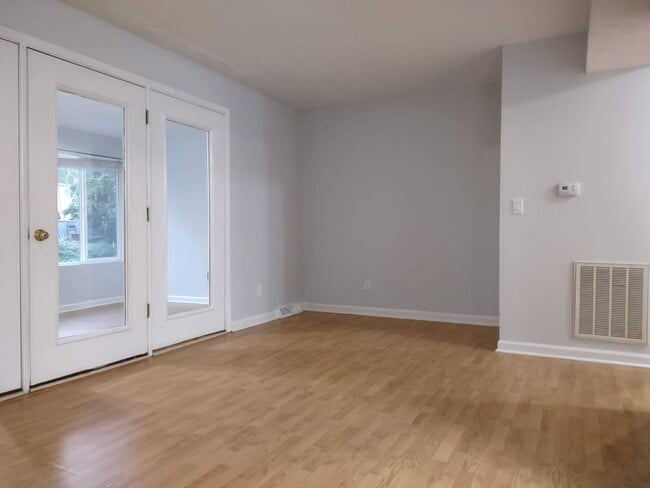 Photo - 2 bedroom 1.5 bath condo near ETSU