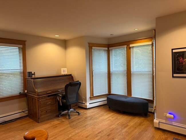 Photo - 110 Appley Ave